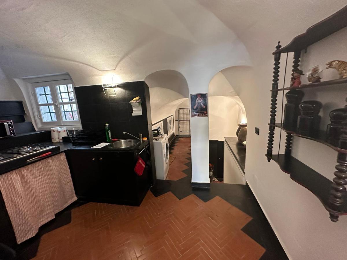 Pesto&Focaccia Apartment Генуа Екстериор снимка